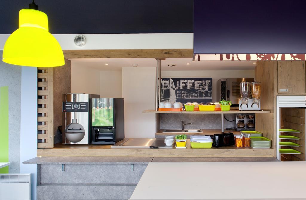 Ibis Budget Clermont Ferrand Nord Riom Bagian luar foto