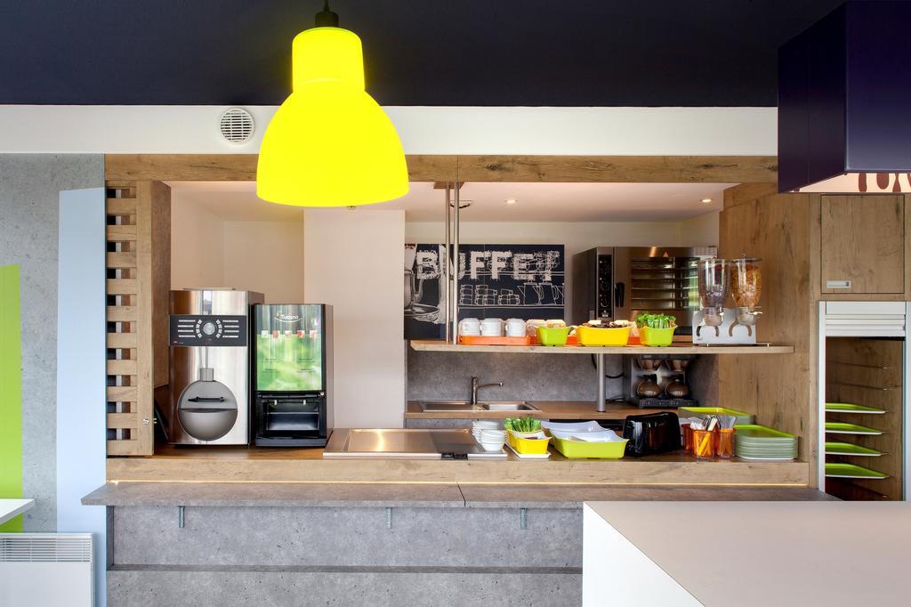 Ibis Budget Clermont Ferrand Nord Riom Bagian luar foto