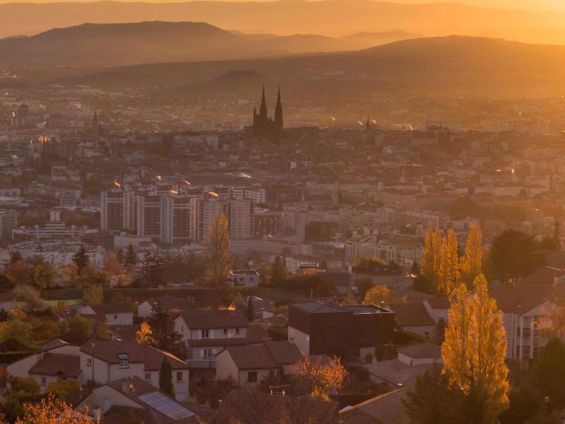 Ibis Budget Clermont Ferrand Nord Riom Bagian luar foto